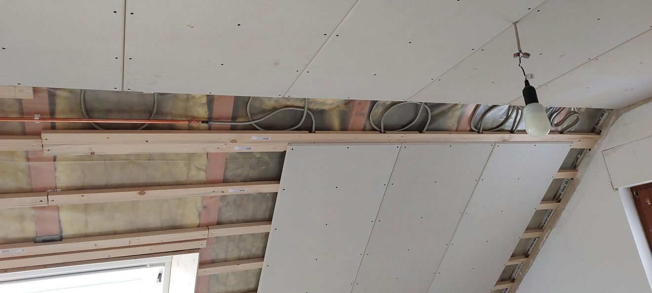 Deckenheizung mit Dachschräge im Trockenbau